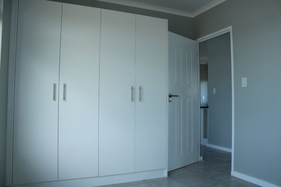 2 Bedroom Property for Sale in Kidds Beach Eastern Cape
